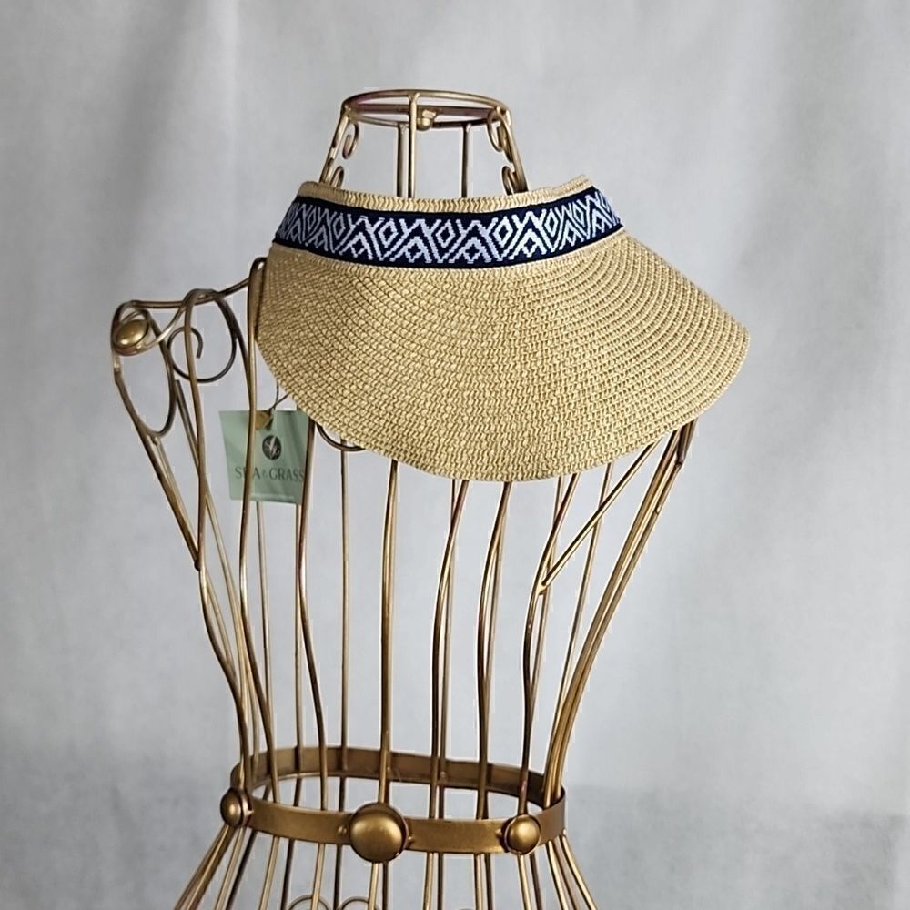 NWT Sea Grass Straw Visor with Navy and White Ribbon